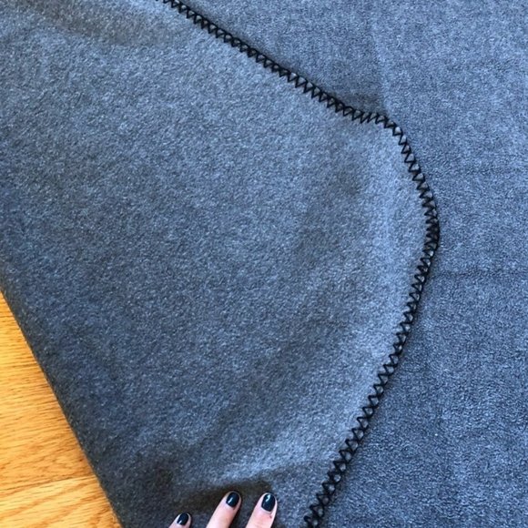Gray Fleece Healthation Blanket - Picture 4 of 6